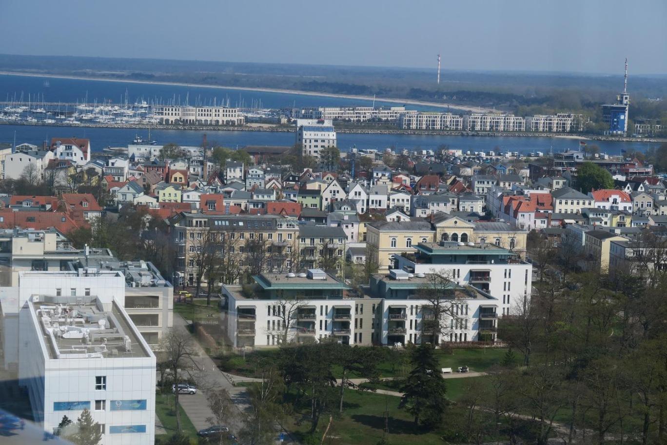 Residenz/Seeschnecke Rostock Buitenkant foto
